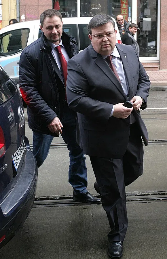 Цацаров: Евродокладът да не се ползва с политически цели