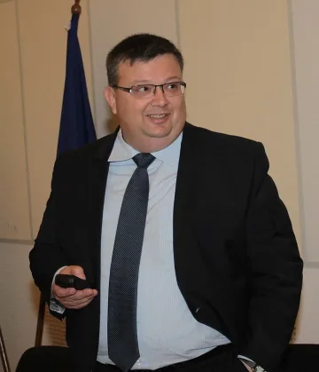 Цацаров на среща с комисаря Юрова