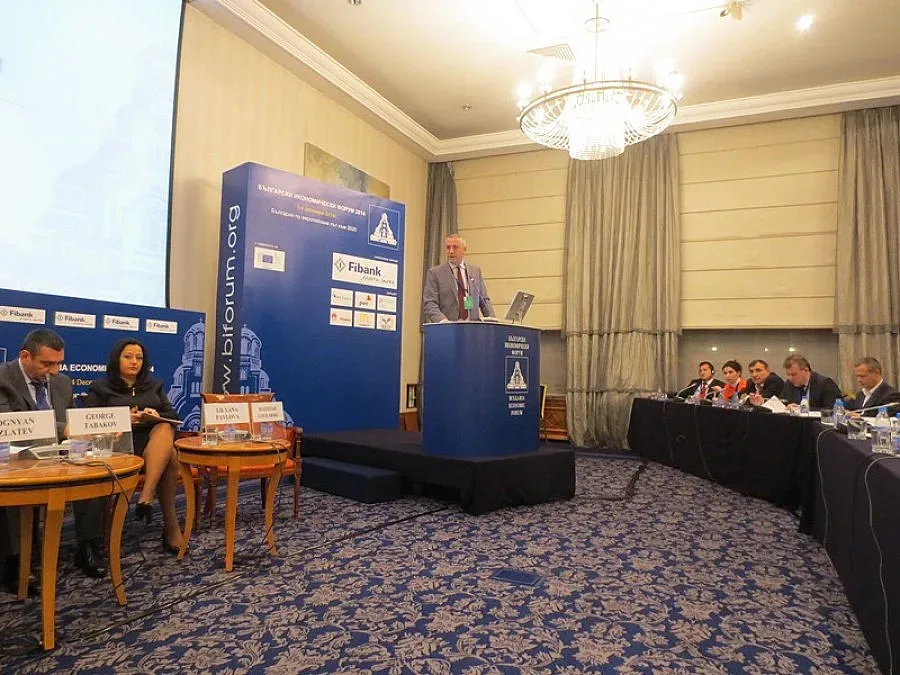 Лукарски: Трябва да върнем доверието на инвеститорите