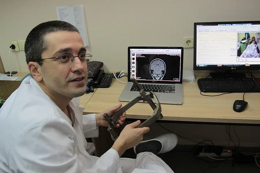 Ще лекуваме епилепсия с мозъчен пейсмейкър