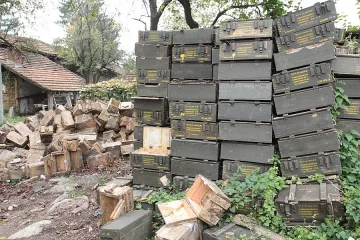Още 452 695 бомби убийци чакат в Гърция