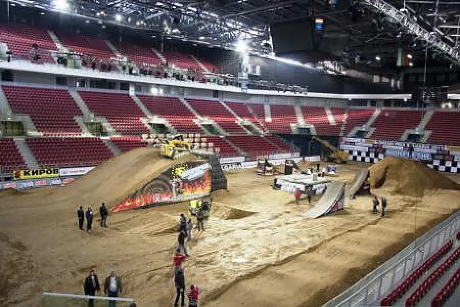 20 лв. билет за "Вечерта на Скоковете"