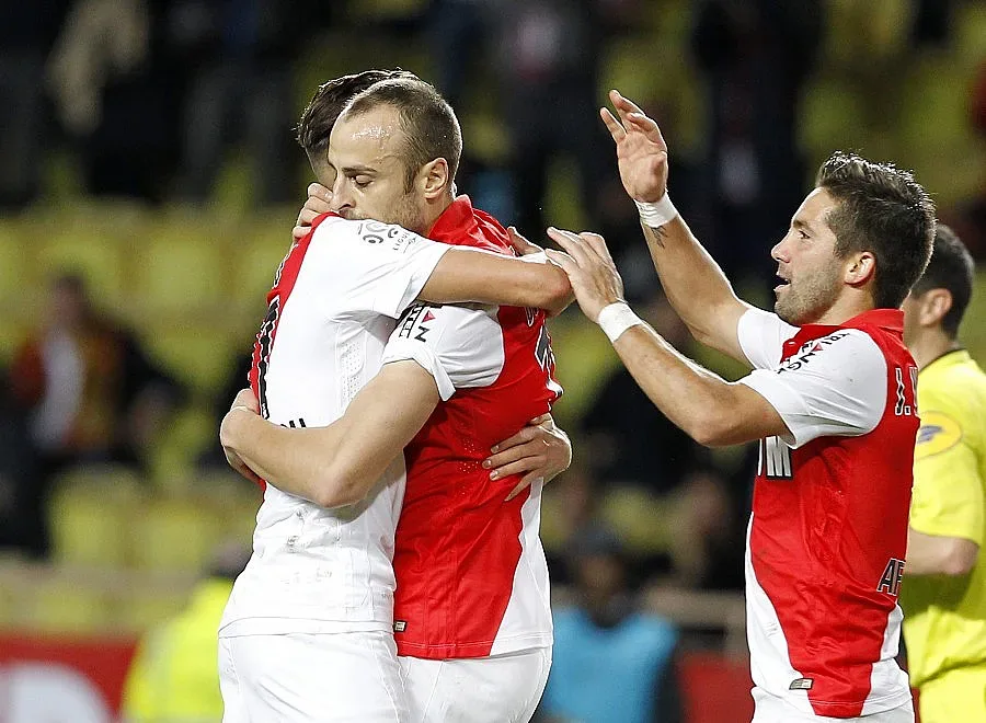 ВИДЕО: Бербатов стана водещ голмайстор на Монако за сезона 