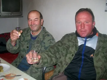 Село бори студ и болести с вино и ракия