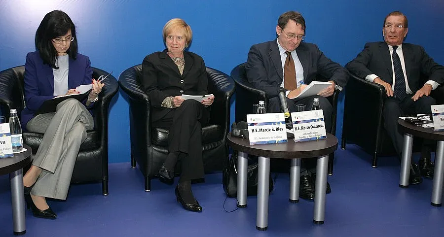 Кунева: България се нуждае от ТПТИ, за да стимулира икономиката си