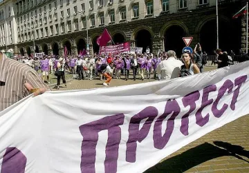 Синдикати и работодатели се готвят за протести