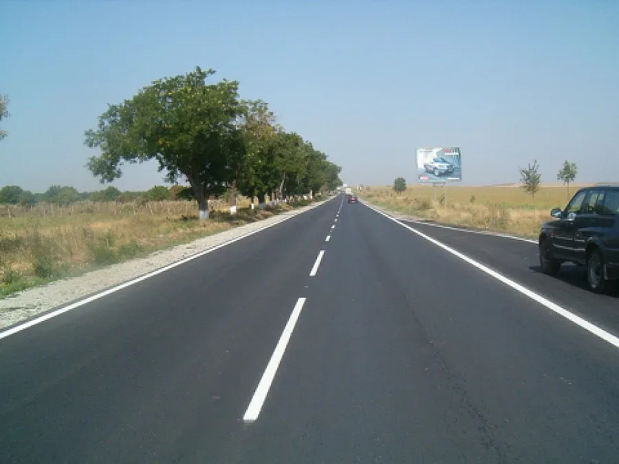 Временно ограничават движението в района на детелината на Долни Дъбник