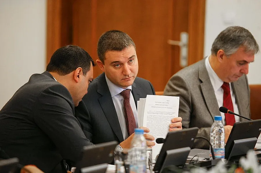 До 2017 г. 460 лв. минимална заплата (ОБЗОР)