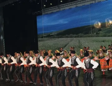 Aнсамбъл "Пирин" с мегашоу в НДК