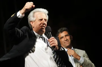Табаре Васкес спечели президентските избори в Уругвай