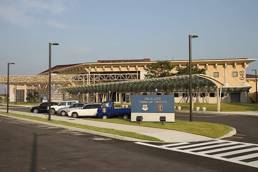 Отцепиха US авиобаза по подозрения за атентат