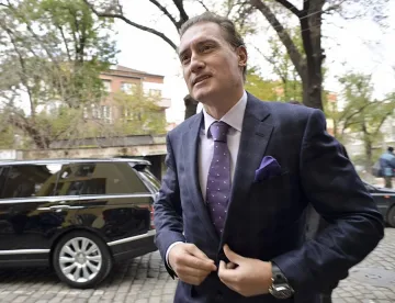 Домусчиев за вдигане на минималната заплата