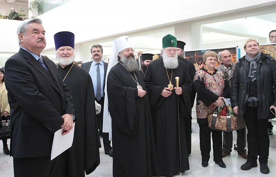 Руската църква стана на един век 