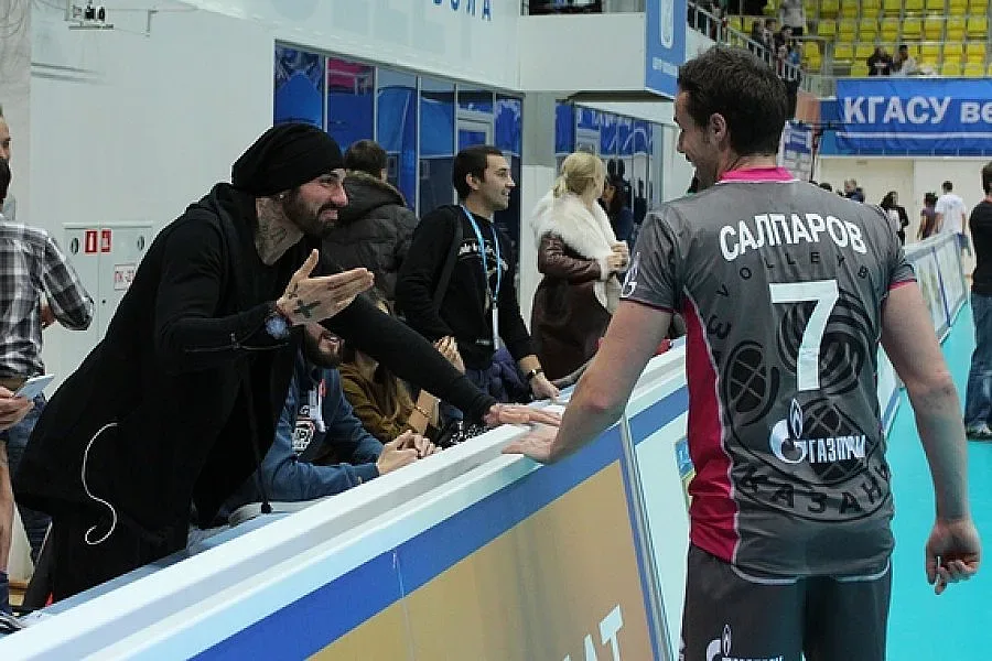 Благо взриви зала заради Салпаров