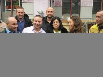Искаме пари от пакета „Юнкер" за интерконекторни връзки и саниране на панелките