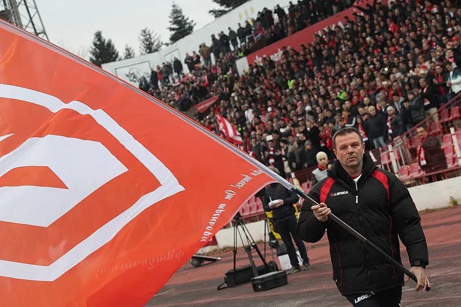 И ЦСКА без пари за лагер навън