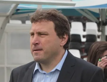 "Славия" възкръсна срещу слаб "Ботев"