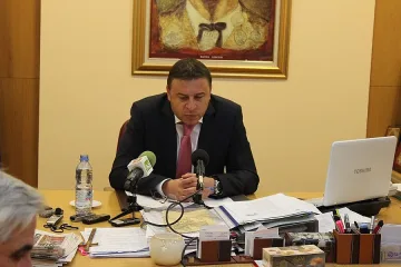 Кмет с кампания за безплатно саниране на блокове