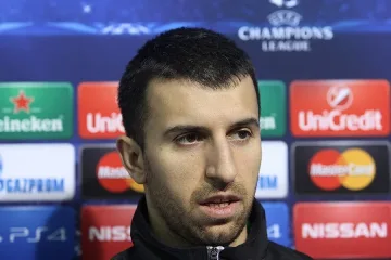 Дяков в Топ 4 по километраж