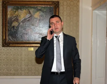 Няма да записваме колите в общината 