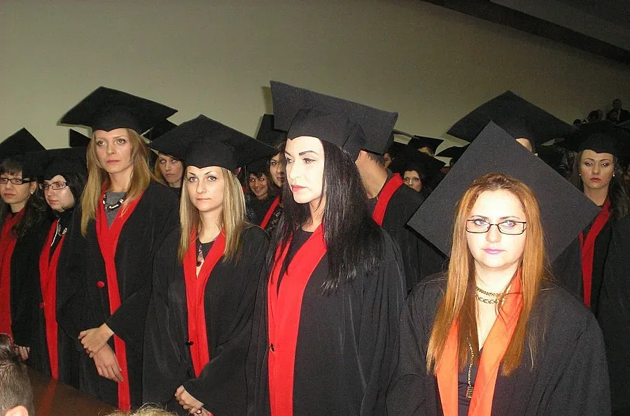 Младите лекари искат шанс да останат в България