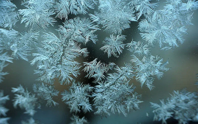 Нещо страшно става с времето днес. Големият обрат