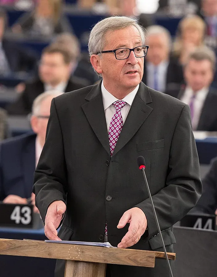 Юнкер излезе по-силен след вот на недоверие