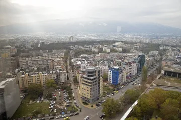 Температурите стигат до +9 в петък