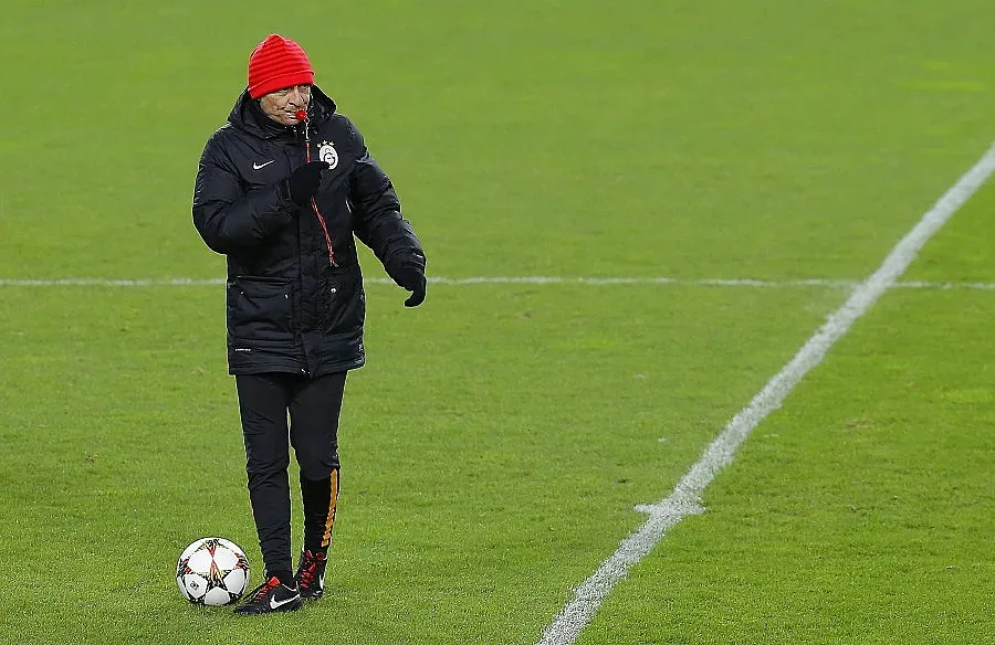 В Галатасарай точат брадвата за Чезаре Прандели