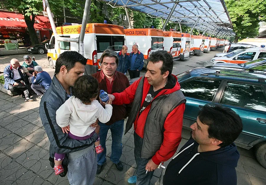 До 2020 г.: Вдигат двойно парите на спешните медици