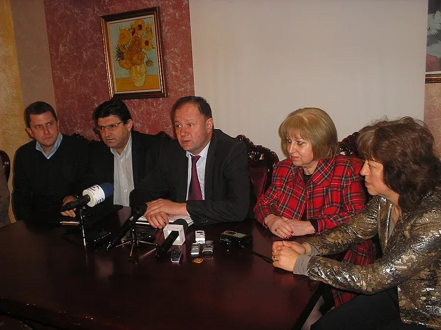 Миков: АБВ не е лява партия, да върви при либералите