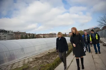 Готвят арт зала под новия мемориал на НДК