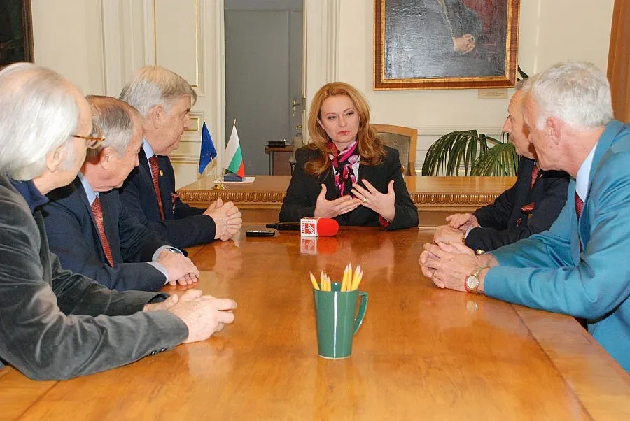 БАН отличи Вяра Анкова