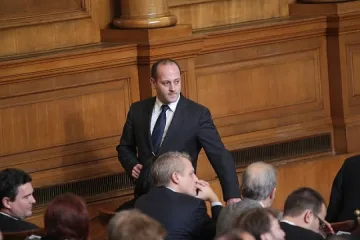 Кънев: Търси се компромис по казуса с Орхан Исмаилов