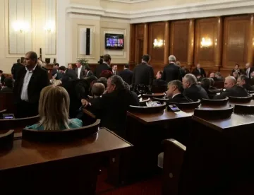 Гласуват актуализацията на бюджета на второ четене