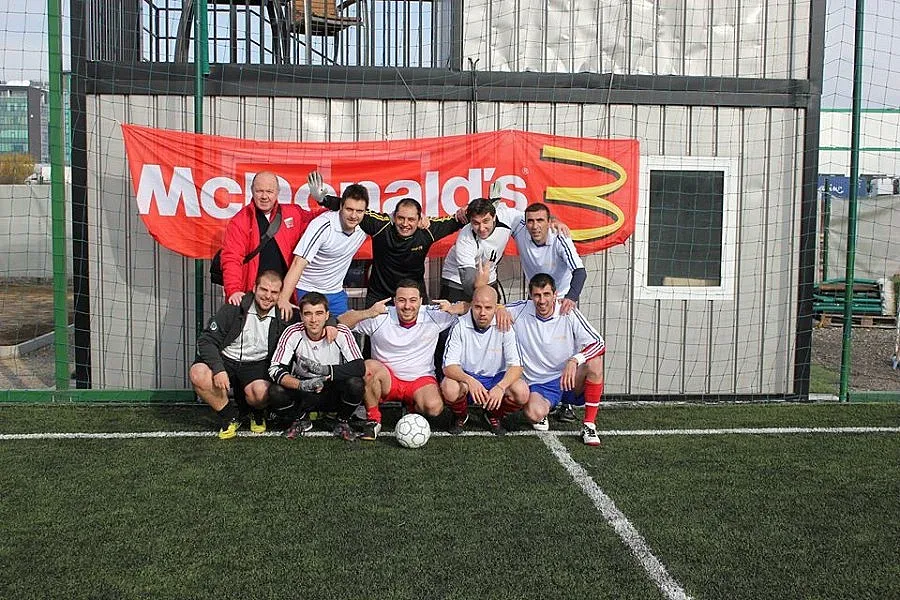 "Стандарт" удари лидера в Медийната лига 