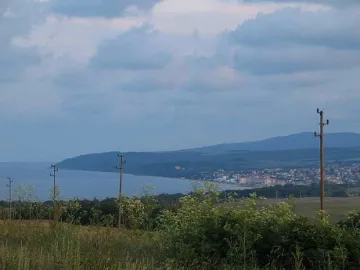 Продават вили за 50 бона край морето