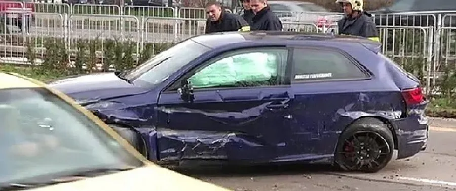 Катастрофа блокира за кратко време бул. "България"