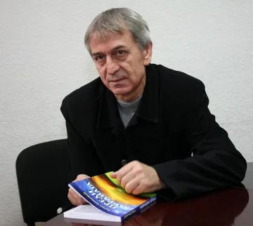 Румен Стоичков представя книгата „Из стръмнините на България"