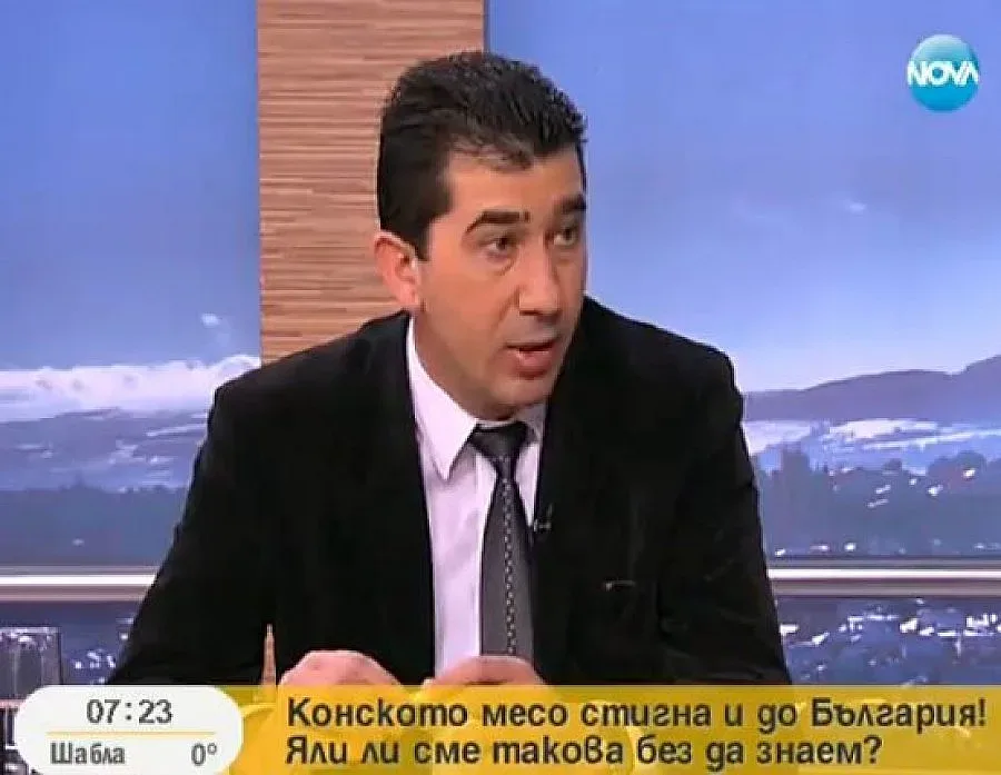 БАБХ проверява предприятие за пилешко месо, приличащо на желе