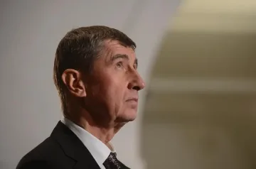 Втори чешки министър  получи плик с отрова