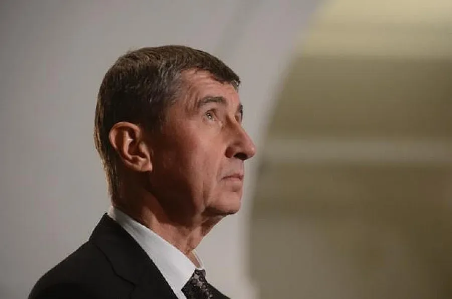 Втори чешки министър получи плик с отрова