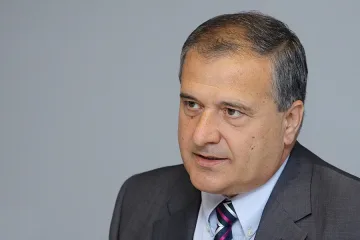 Държавният заем да се харчи за инвестиции, а не за заплати