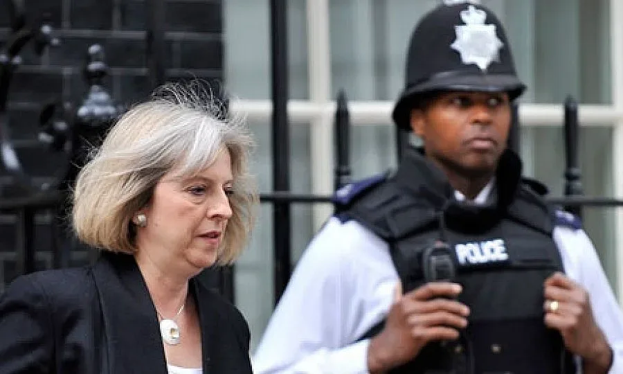 Великобритания забранява плащането на откупи със закон