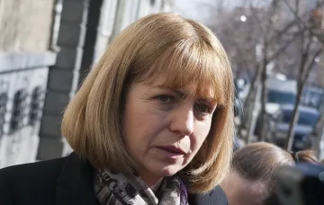 Фандъкова със сериозен контрол над фирмите за зимно почистване