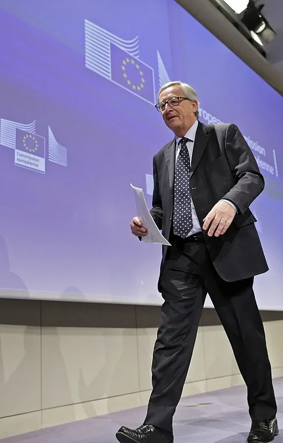 ЕП обсъжда вота на недоверие към Юнкер