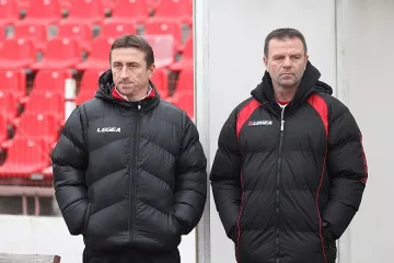 Пращат Кличко и Болт на "Армията"