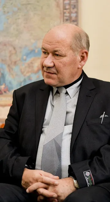 Проф. Михов: Наши студенти и с британски дипломи