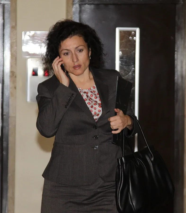 Танева призова фермерите да сигнализират при рекет