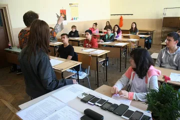 Матура и в  десети клас